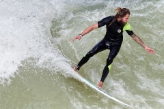Surfer-B-4
