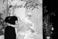 Die-Frau-ohne-Kopf